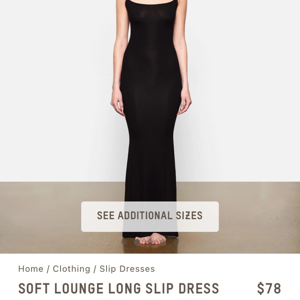 Skims dress - black (sold out on website in XS)